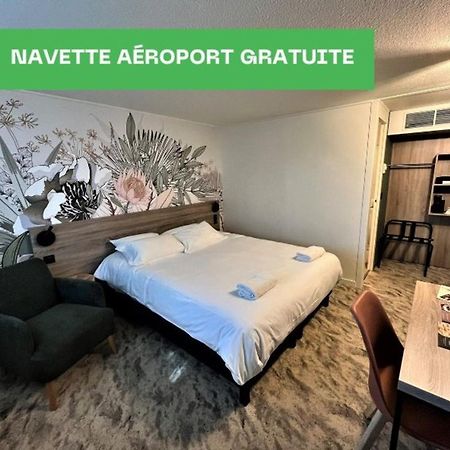 Kyriad Aeroport Marseille Витроль Экстерьер фото